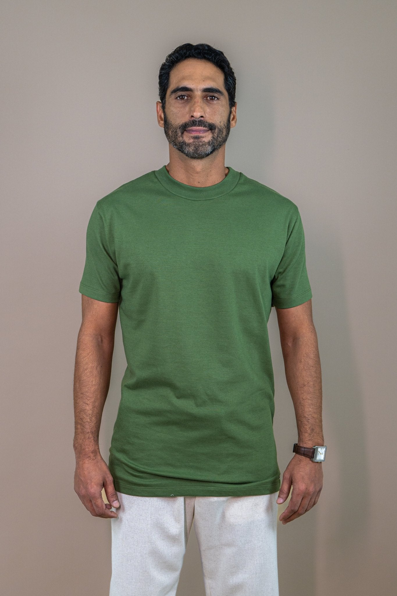 Camiseta Gola Média Heavy Cotton